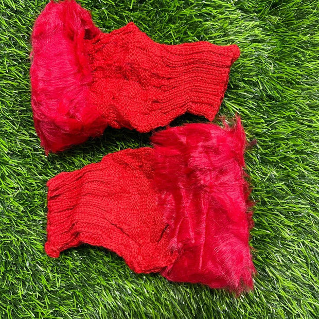 Soft & Warm Women’s Fingerless Gloves – Fur-Lined Comfort